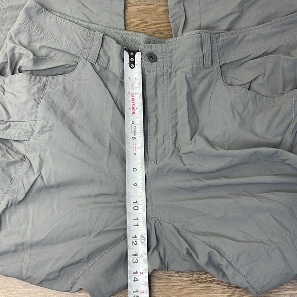 Mountain Hardware Men’s Grey Zip Off Convertible Outdoor Pants, size 42x34 - Picture 4 of 12